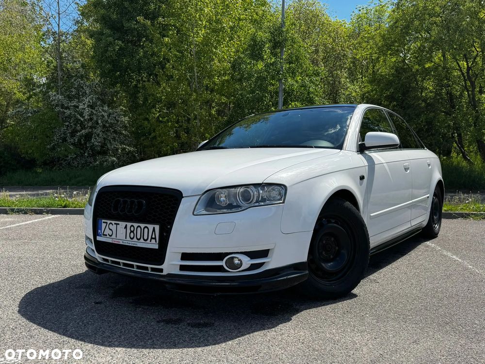 Audi A4 Limousine - 1