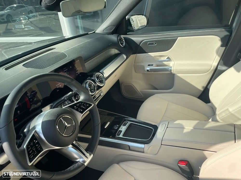 Mercedes-Benz GLB 180 d 8G-DCT Progressive Advanced - 2