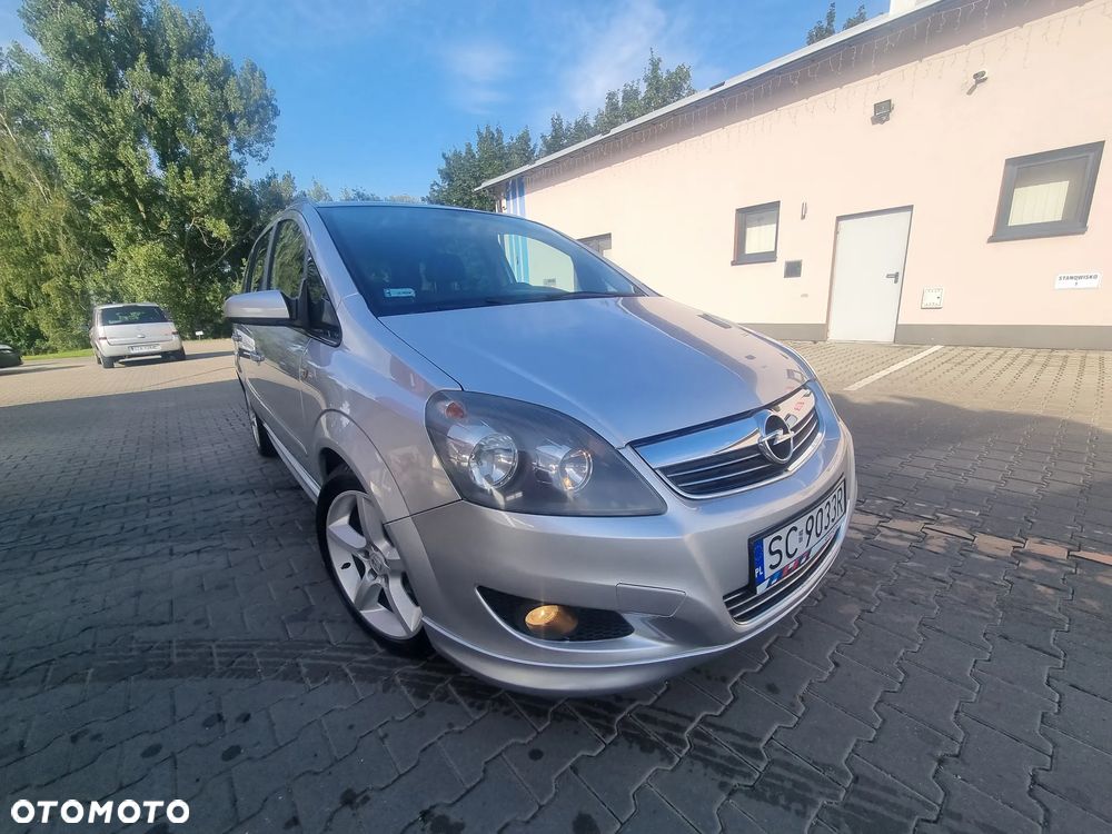 Opel Zafira 1.8 Cosmo - 20