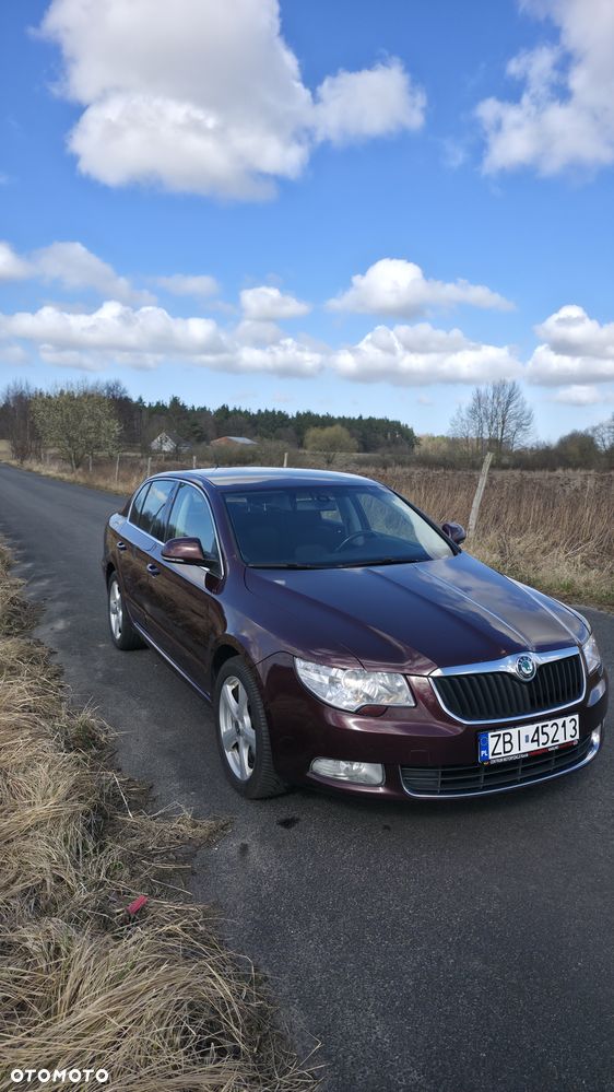 Skoda Superb 2.0 TDI Exclusive - 1
