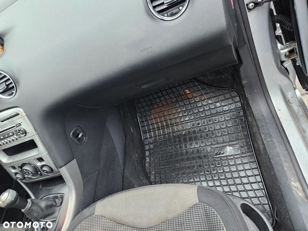 Peugeot 308 120 VTi Premium - 11