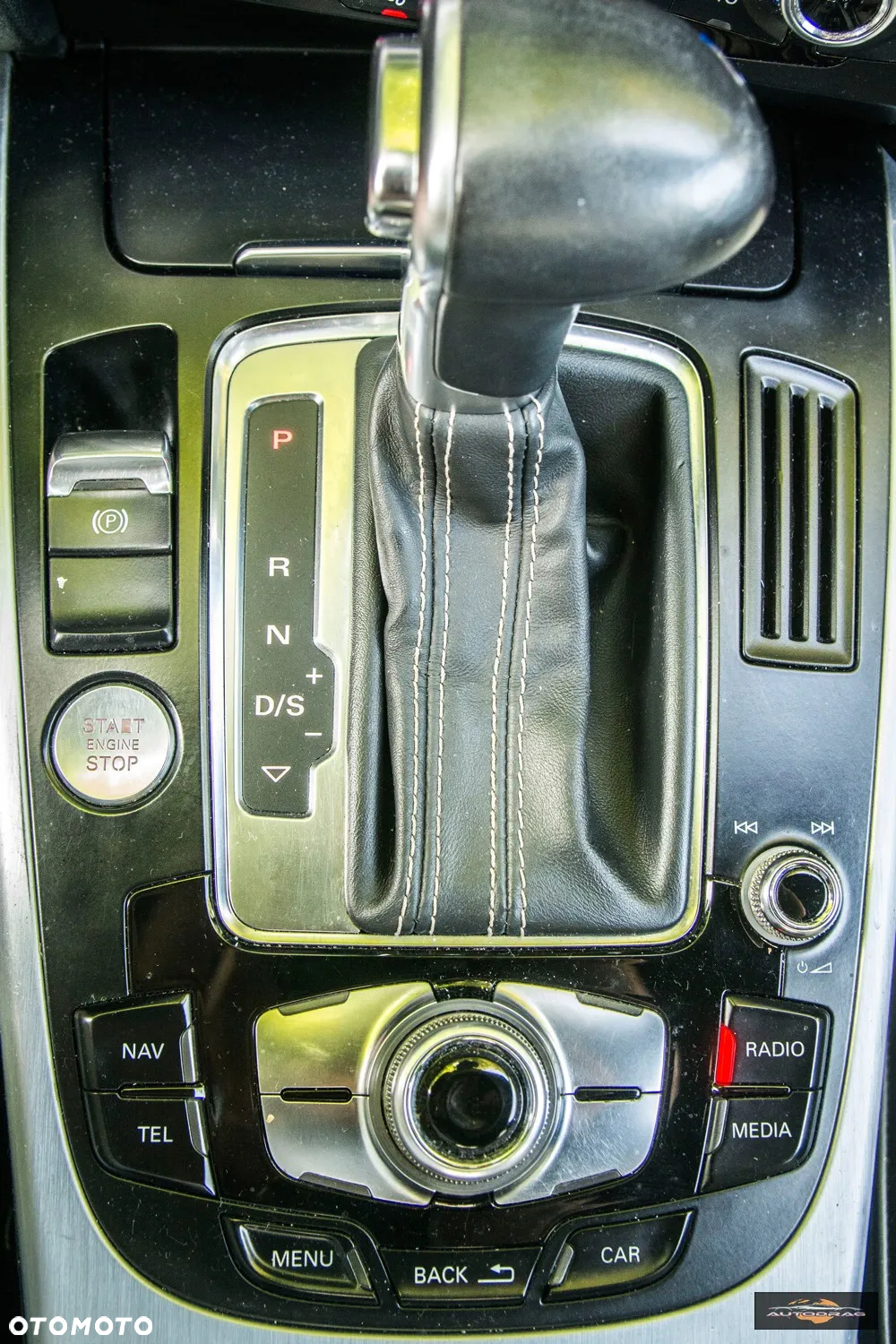 Audi A4 2.0 TDI Multitronic - 25