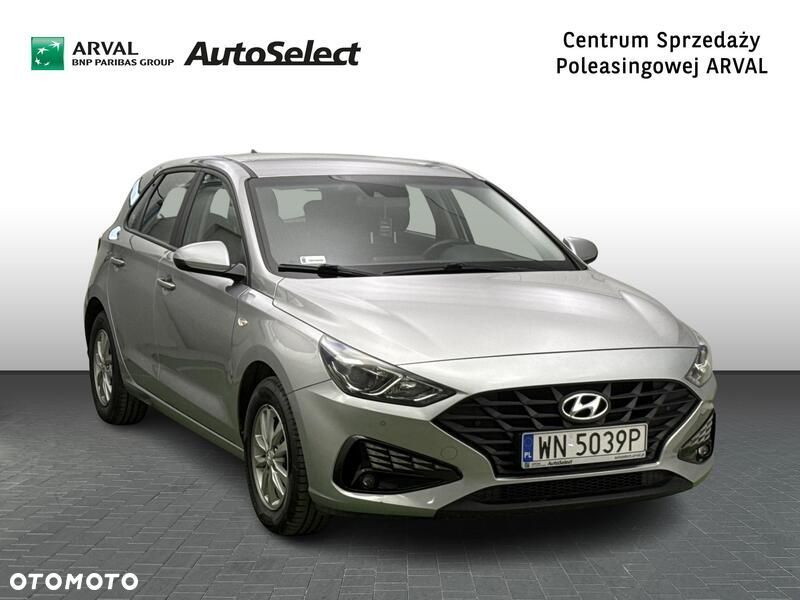 Hyundai i30 1.5 DPI Classic + - 8