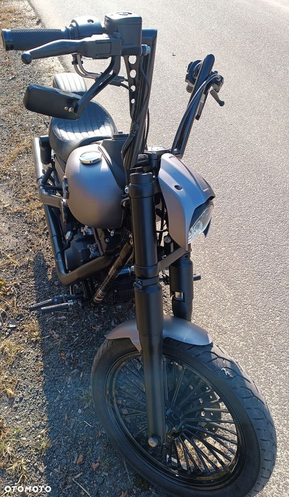 Harley-Davidson Dyna Street Bob - 10
