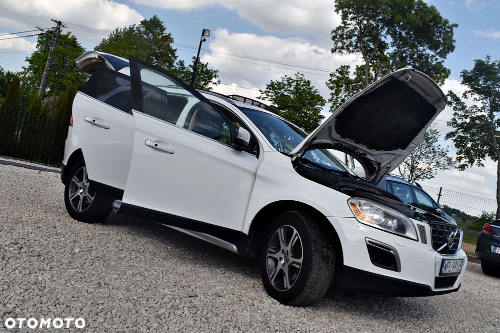 Volvo XC 60 2.4D AWD Summum - 16