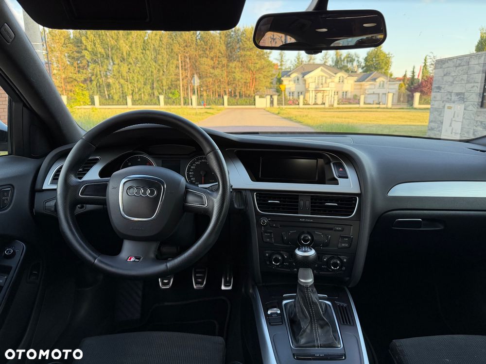 Audi A4 Limousine 2.0 TDI - 24