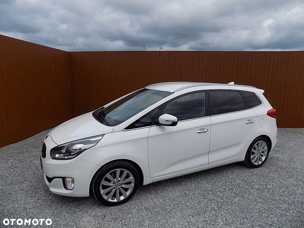 Kia Carens 1.7 CRDi M 7os - 4