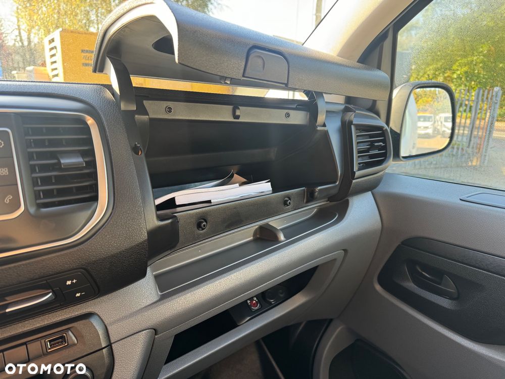 Opel Vivaro - 29