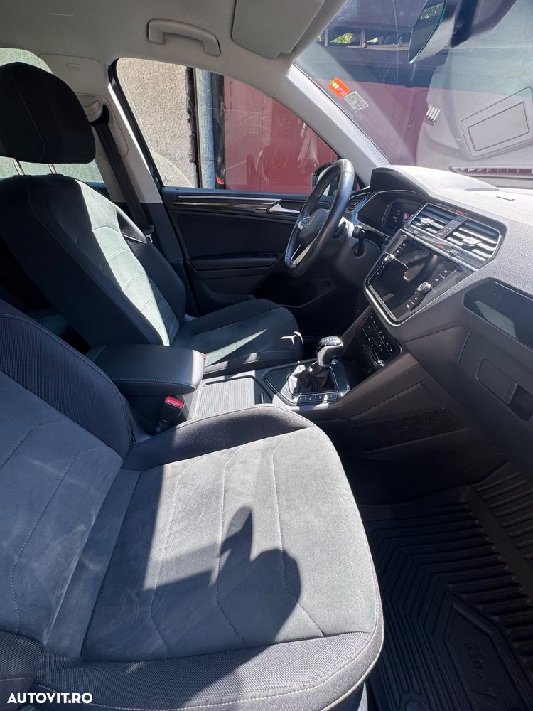 Volkswagen Tiguan - 13