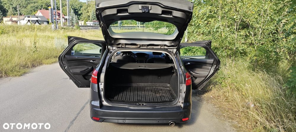 Ford Focus 2.0 TDCi Titanium ASS - 6