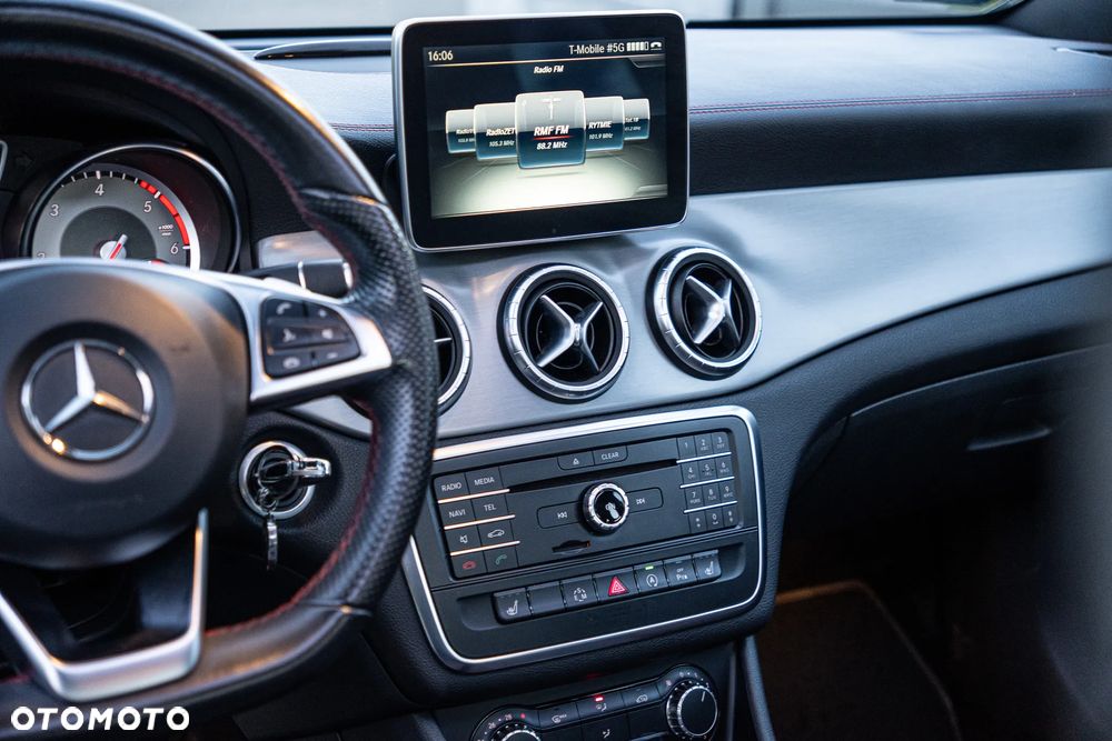 Mercedes-Benz CLA 180 d 7G-DCT AMG Line - 24