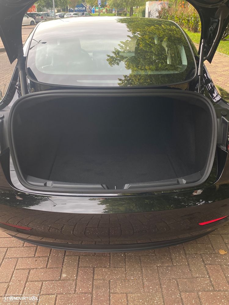 Tesla Model 3 - 27