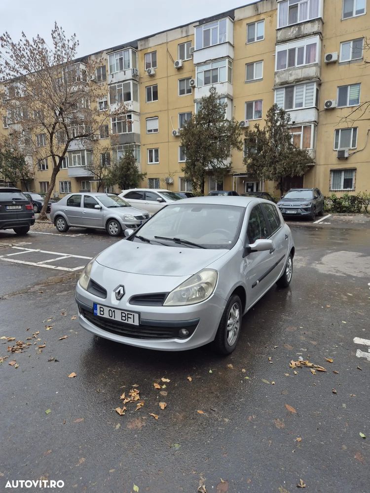 Renault Clio Bicorp 1.4 Confort Authentique - 4
