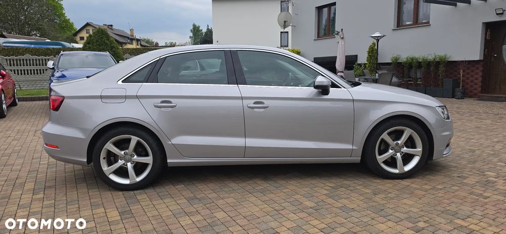 Audi A3 Limousine 1.4 TFSI CoD Ambiente S tronic - 4