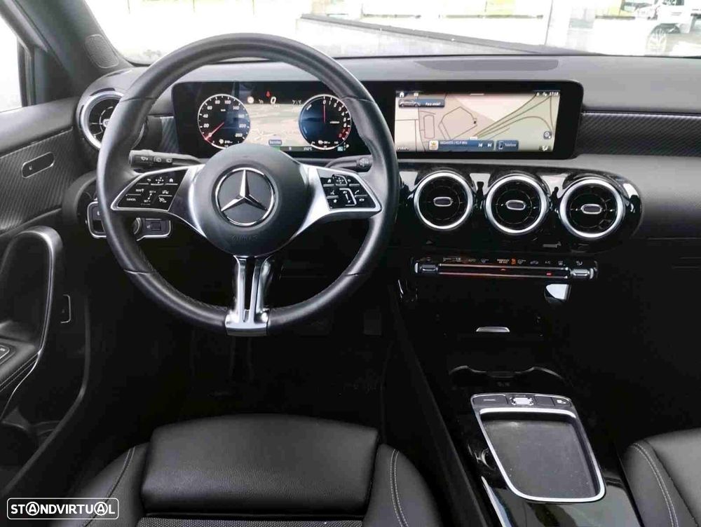 Mercedes-Benz A 250 - 4