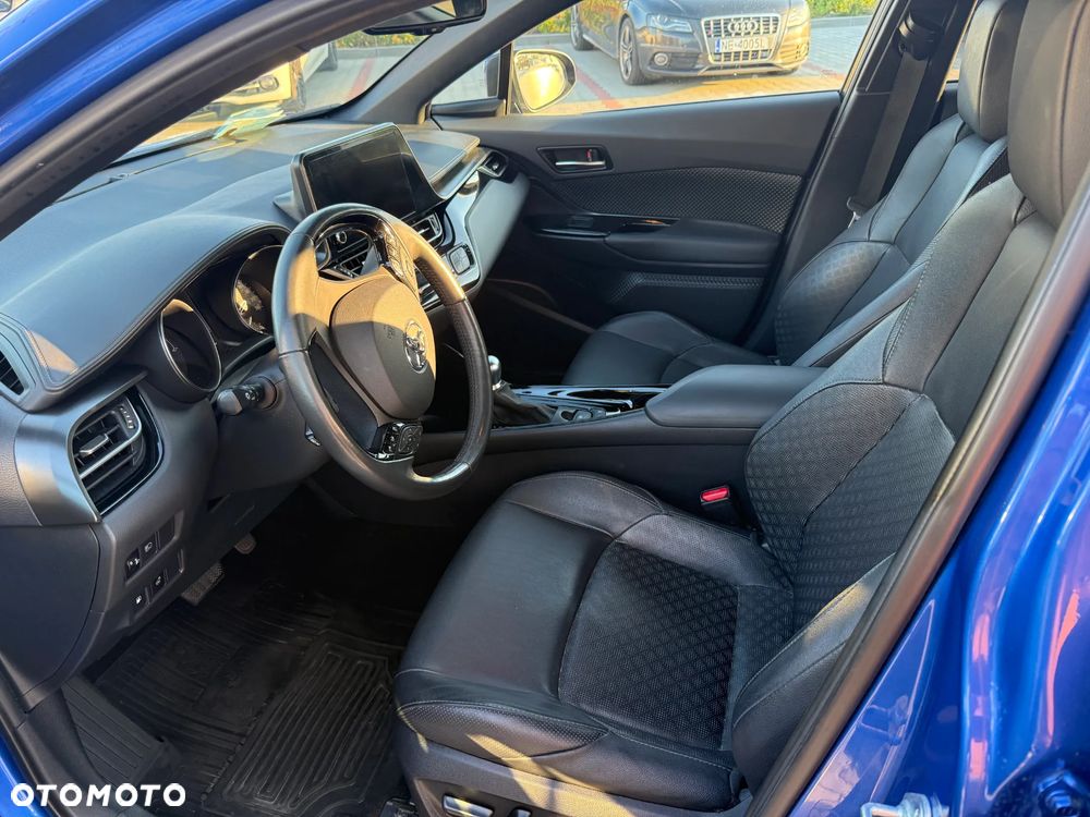 Toyota C-HR 2.0 Hybrid Dynamic Force Executive - 11