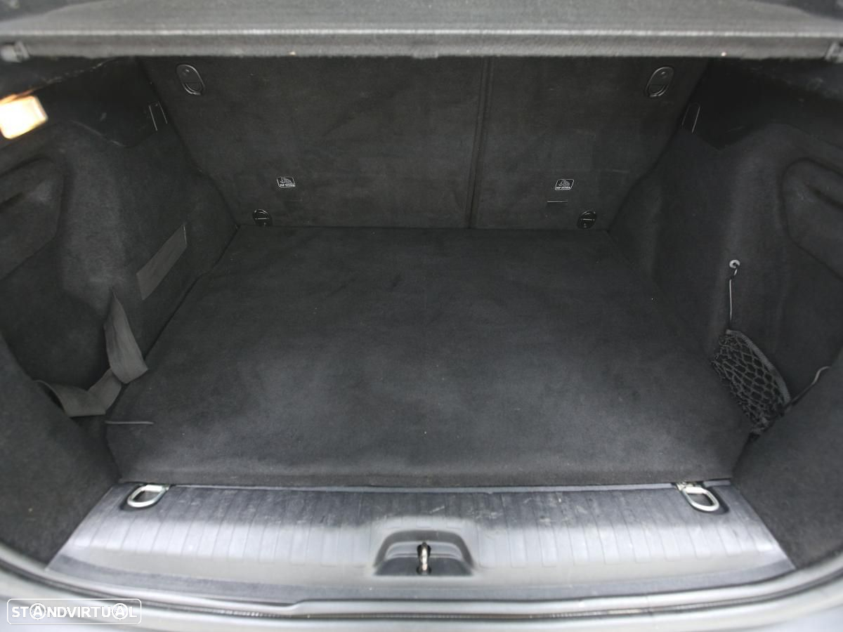 Peugeot 2008 - 14