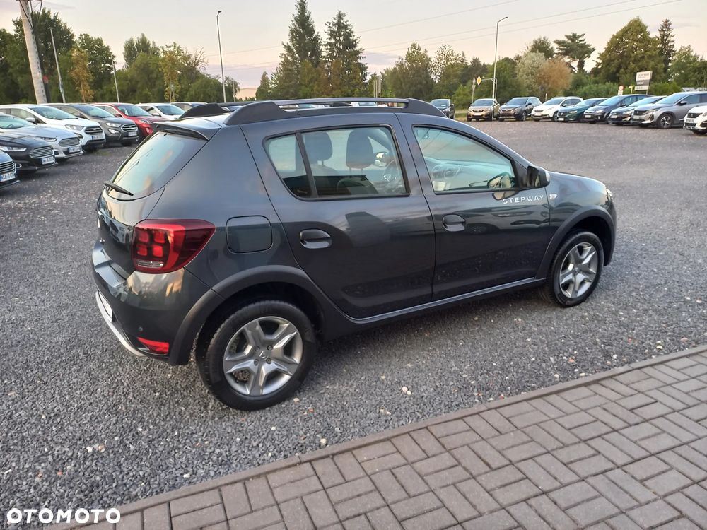 Dacia Sandero Stepway TCe 90 (S&S) Celebration - 7