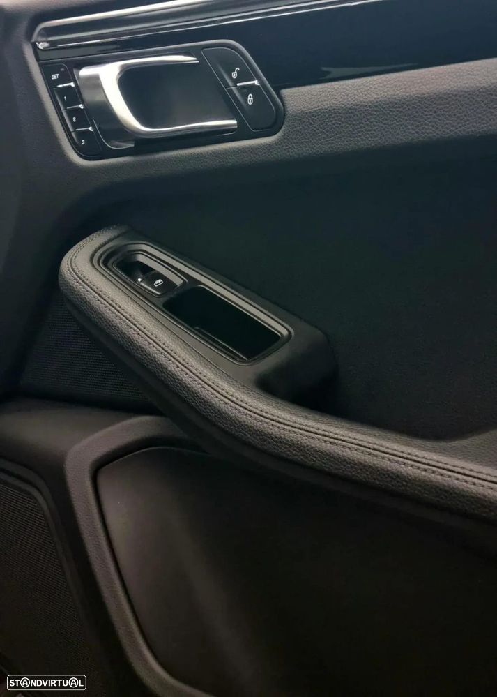 Porsche Macan - 18