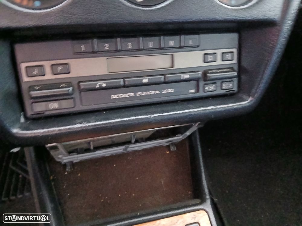 Mercedes-Benz W201 (1982-1993) 190 E 1.8 - 14