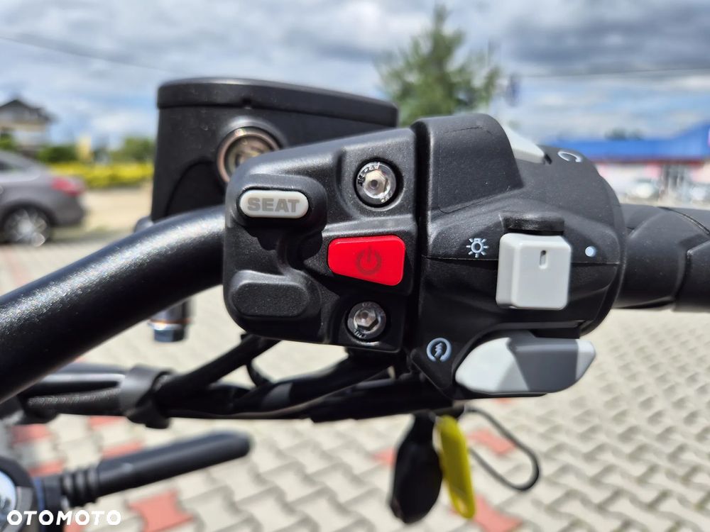 Zontes 125C - 23