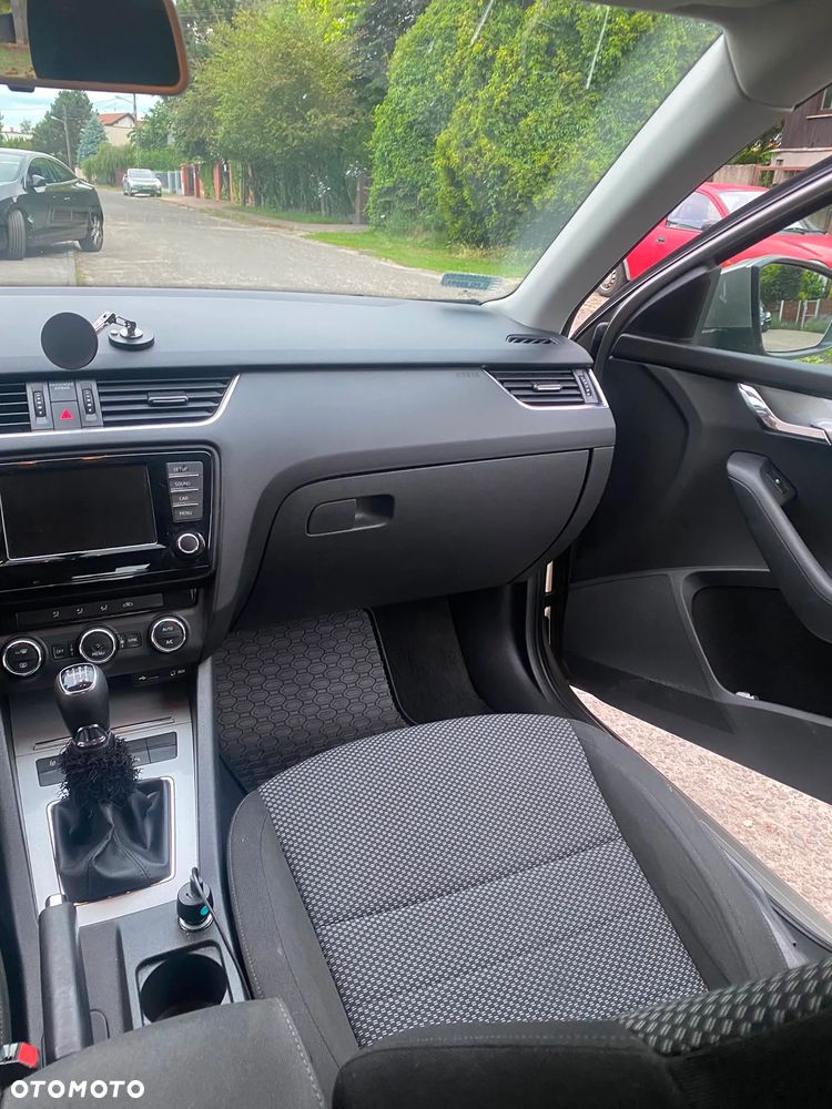 Skoda Octavia 1.4 TSI Ambition - 4