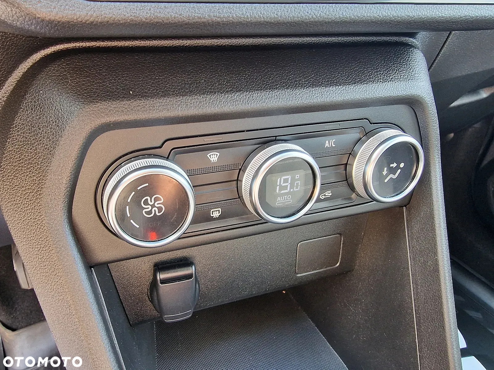 Dacia Sandero Stepway TCe 90 Comfort - 17