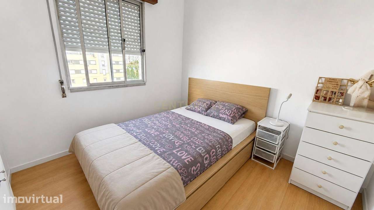 Apartamento T3 nos Olivais - 4º andar sem elevador - Grande imagem: 2/9