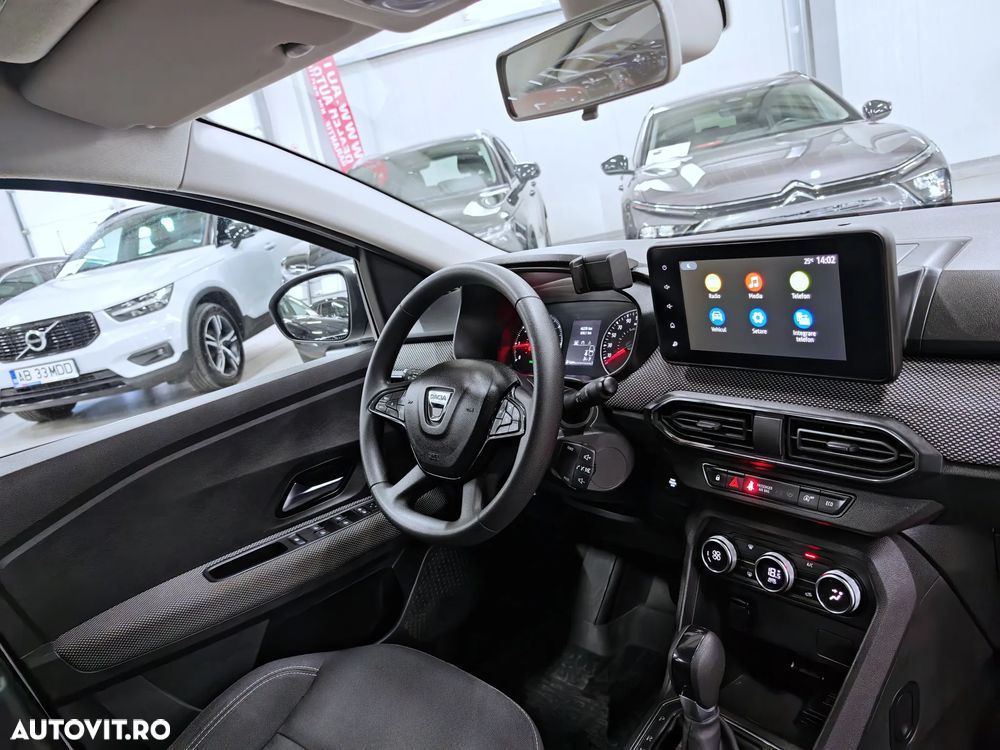 Dacia Logan TCe 90 CVT Journey - 10