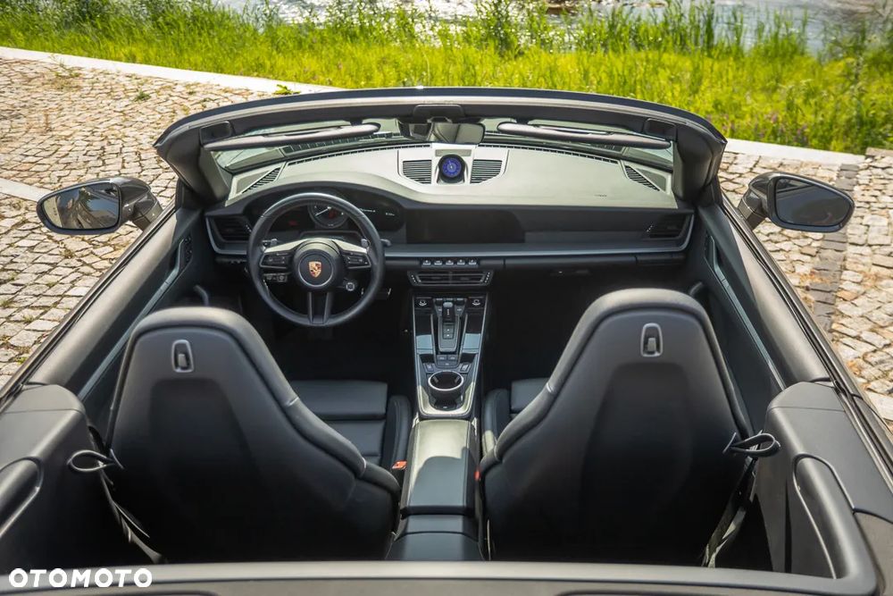 Porsche 911 Carrera S PDK - 16