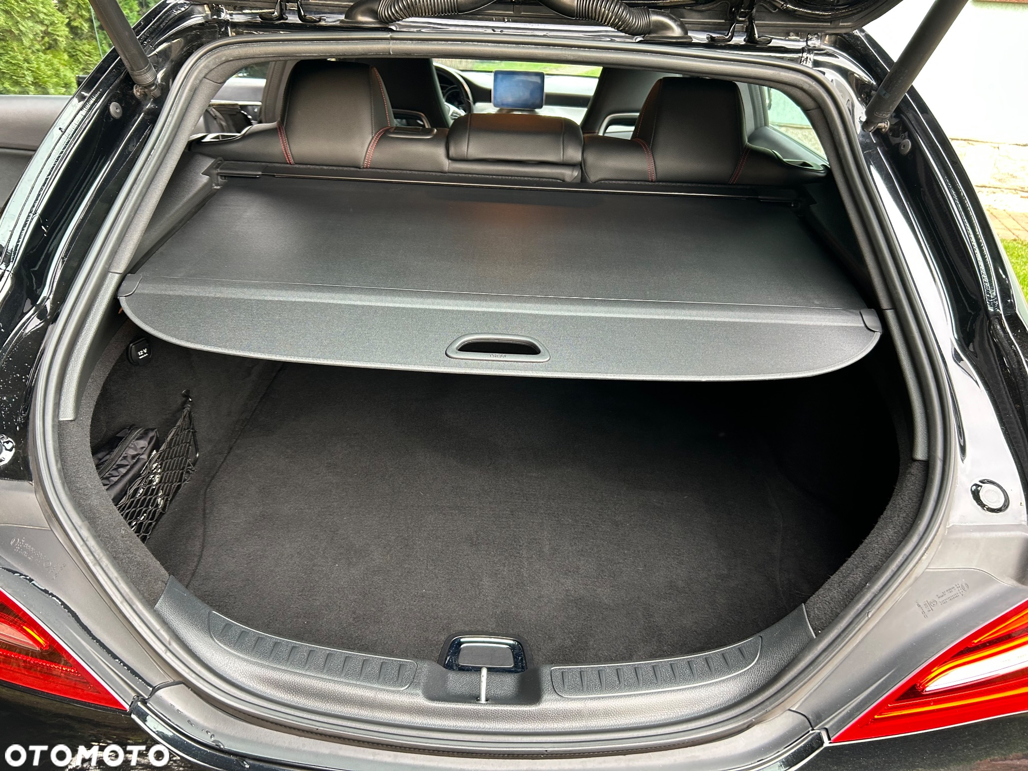 Mercedes-Benz CLA Shooting Brake 200 7G-DCT AMG Line - 16