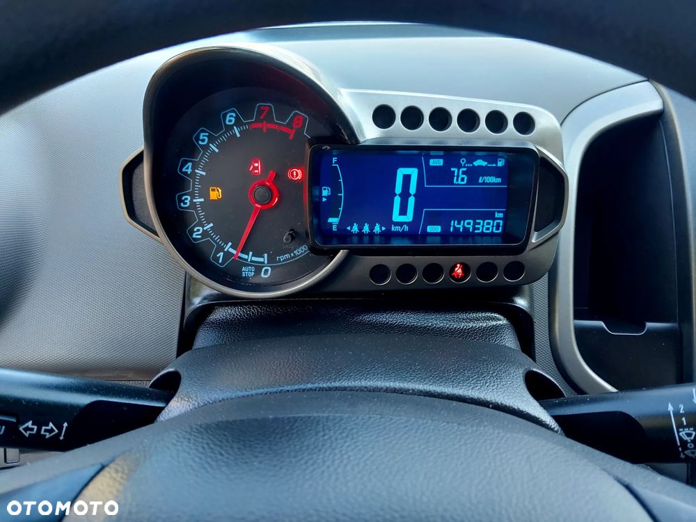 Chevrolet Aveo 1.4 LTZ - 12