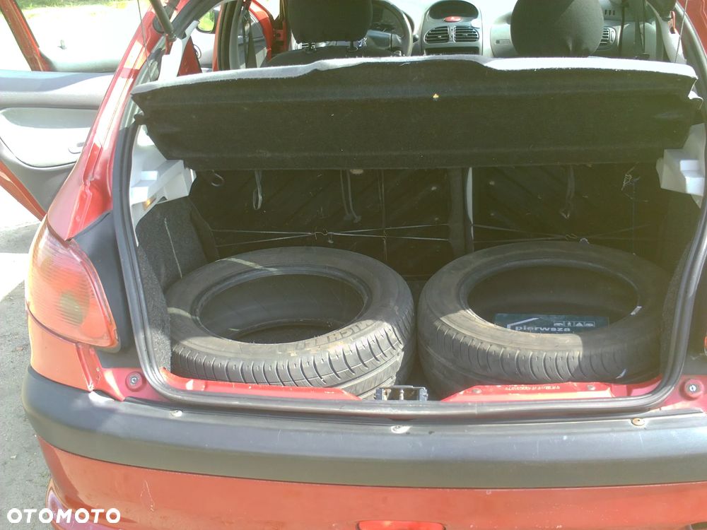 Peugeot 206 1.1 XR Presence - 21