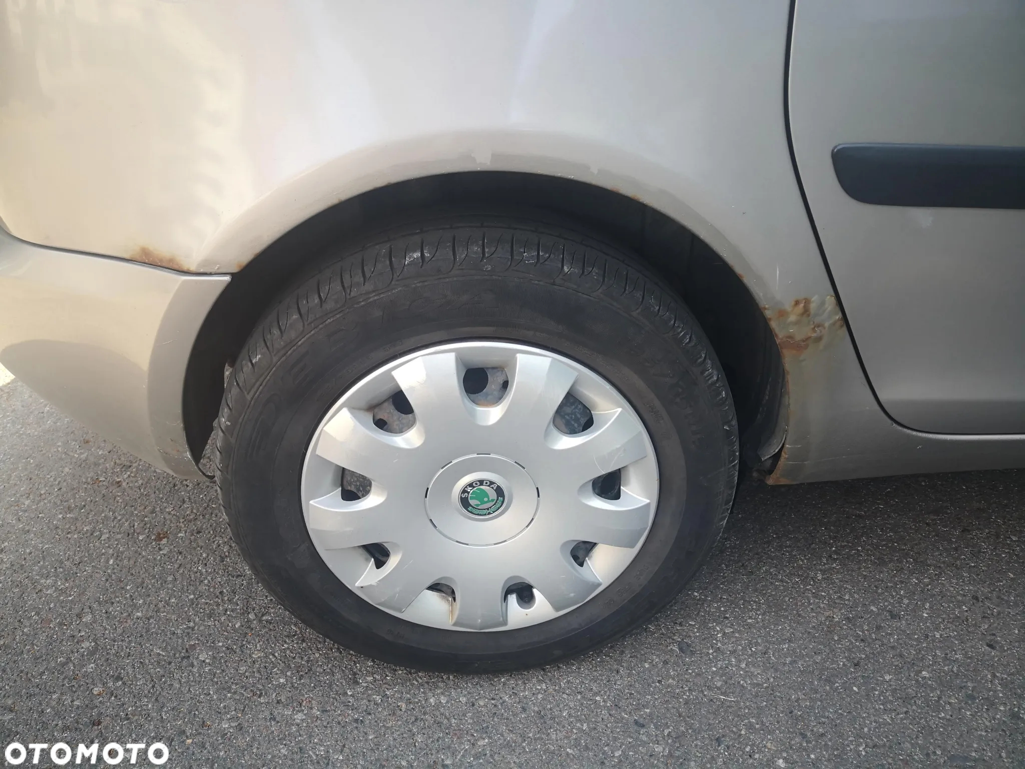 Skoda Roomster 1.4 16V - 8