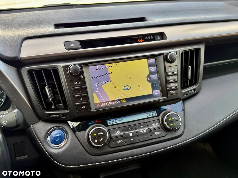 Toyota RAV4 Hybrid Premium 4x4 - 13