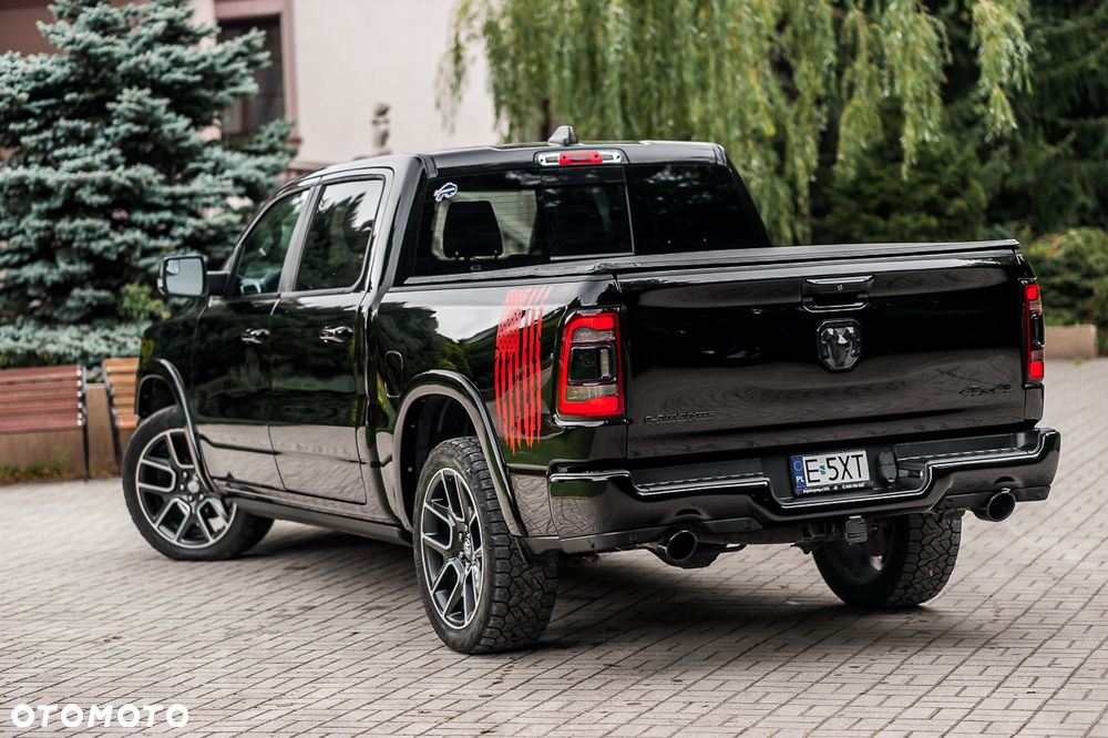 Dodge RAM 5.7 4x4 - 8