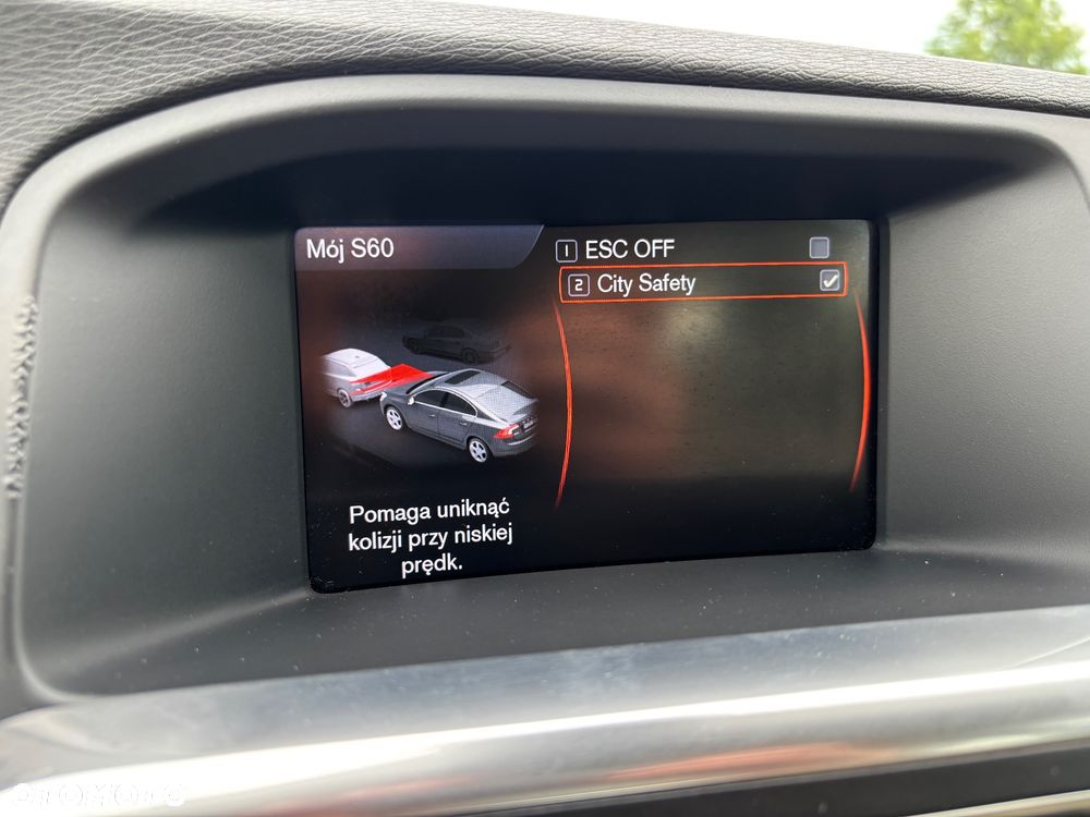 Volvo S60 D3 Geartronic Momentum - 13