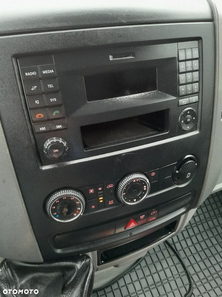 Volkswagen Crafter - 10