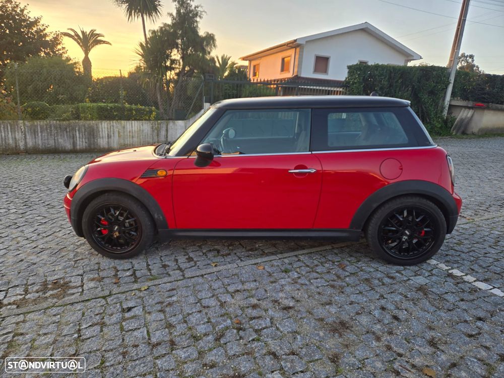 MINI 3 Portas Cooper D - 3