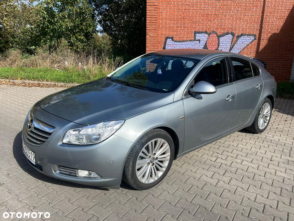 Opel Insignia - 1