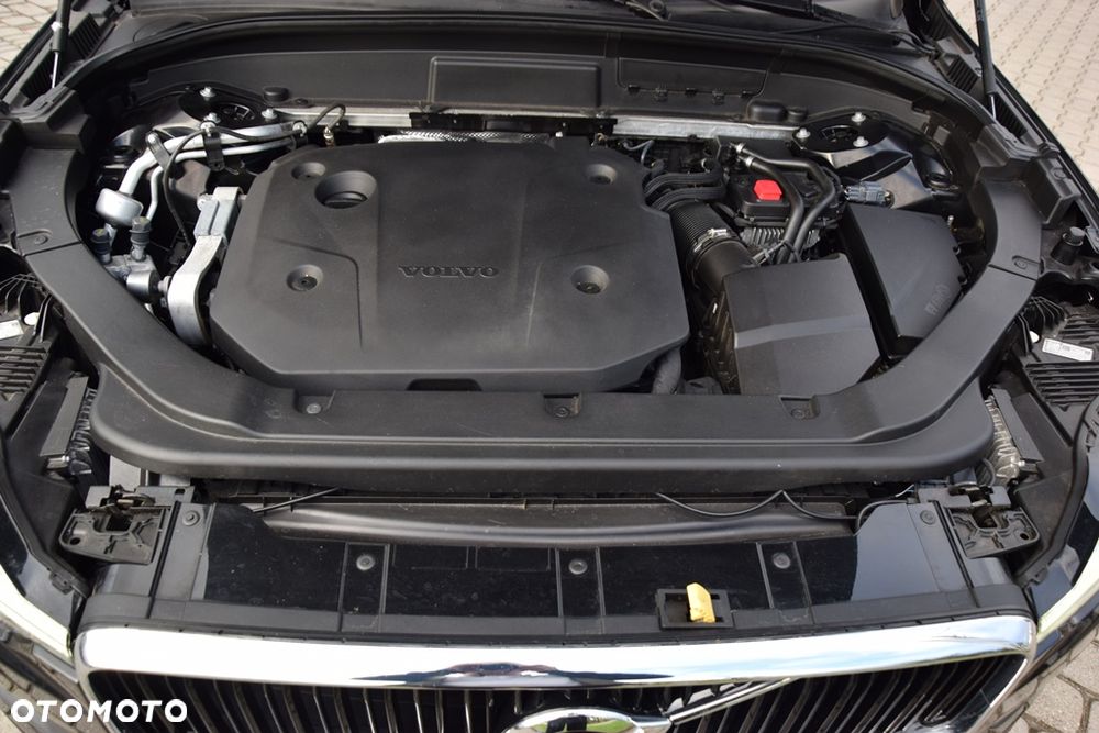 Volvo XC 60 B4 D AWD Geartronic RDesign - 33