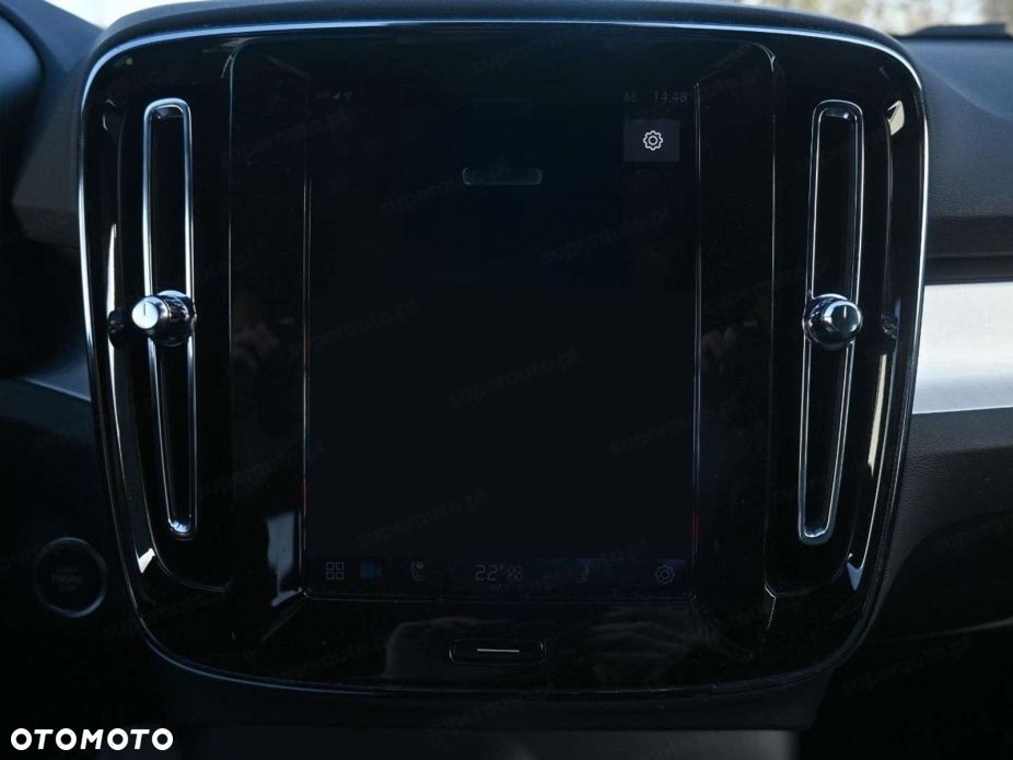 Volvo XC 40 B3 Plus Dark - 14