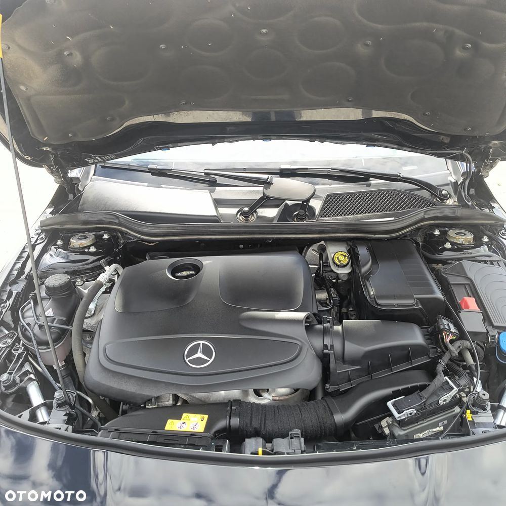 Mercedes-Benz CLA 250 7G-DCT - 8