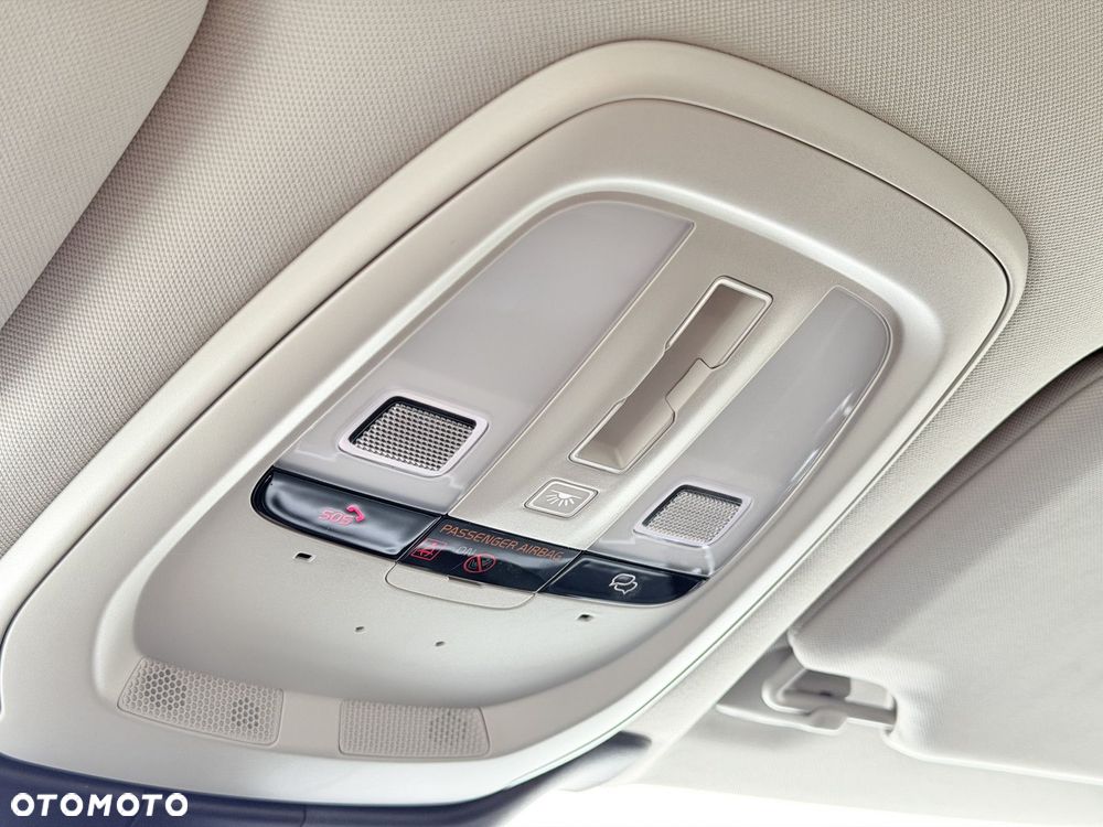 Volvo V90 - 36