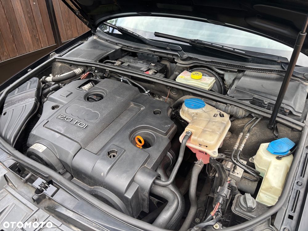 Audi A4 Avant 2.0 TDI DPF - 9