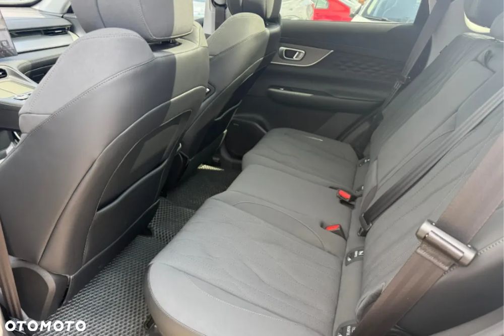 Chery Tiggo 8 1.6 T-GDI Prestige DCT - 19