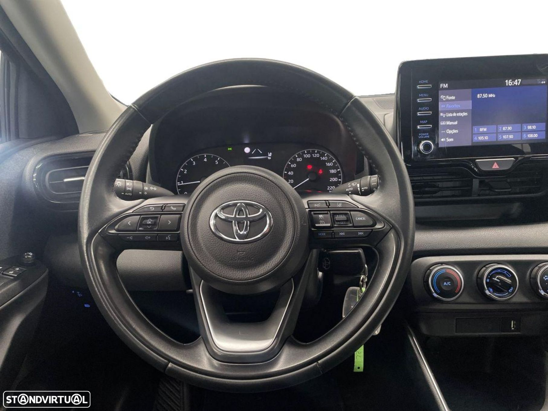 Toyota Yaris 1.0 VVT-i Comfort Plus - 9