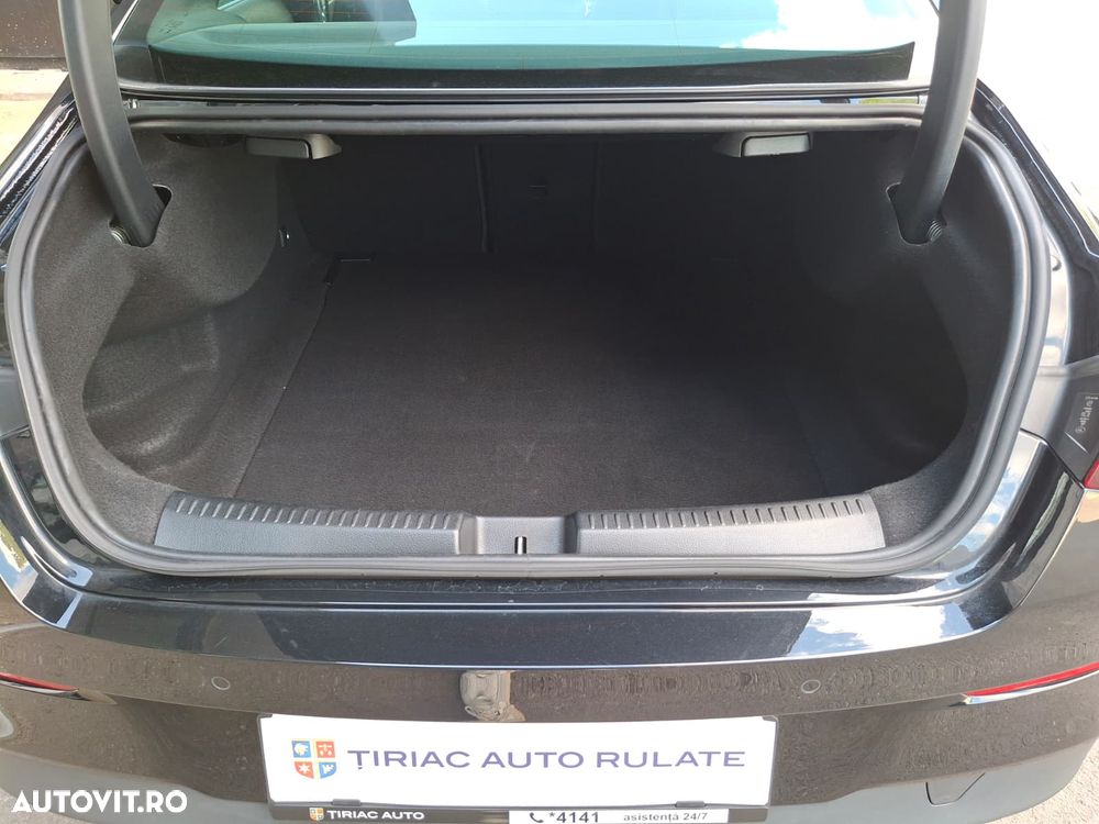 Mercedes-Benz CLA 180 7G-DCT - 24