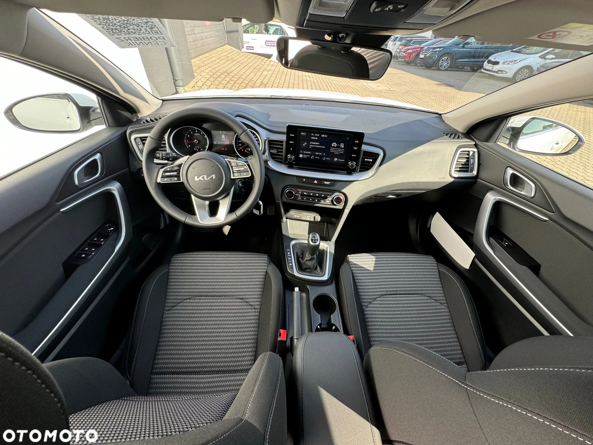 Kia XCeed 1.5 T-GDI M - 11