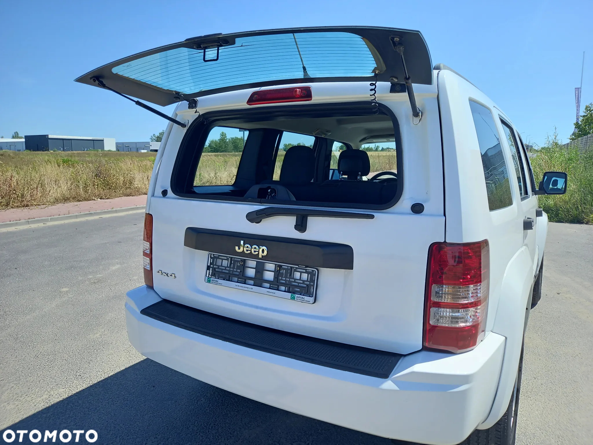 Jeep Liberty - 8